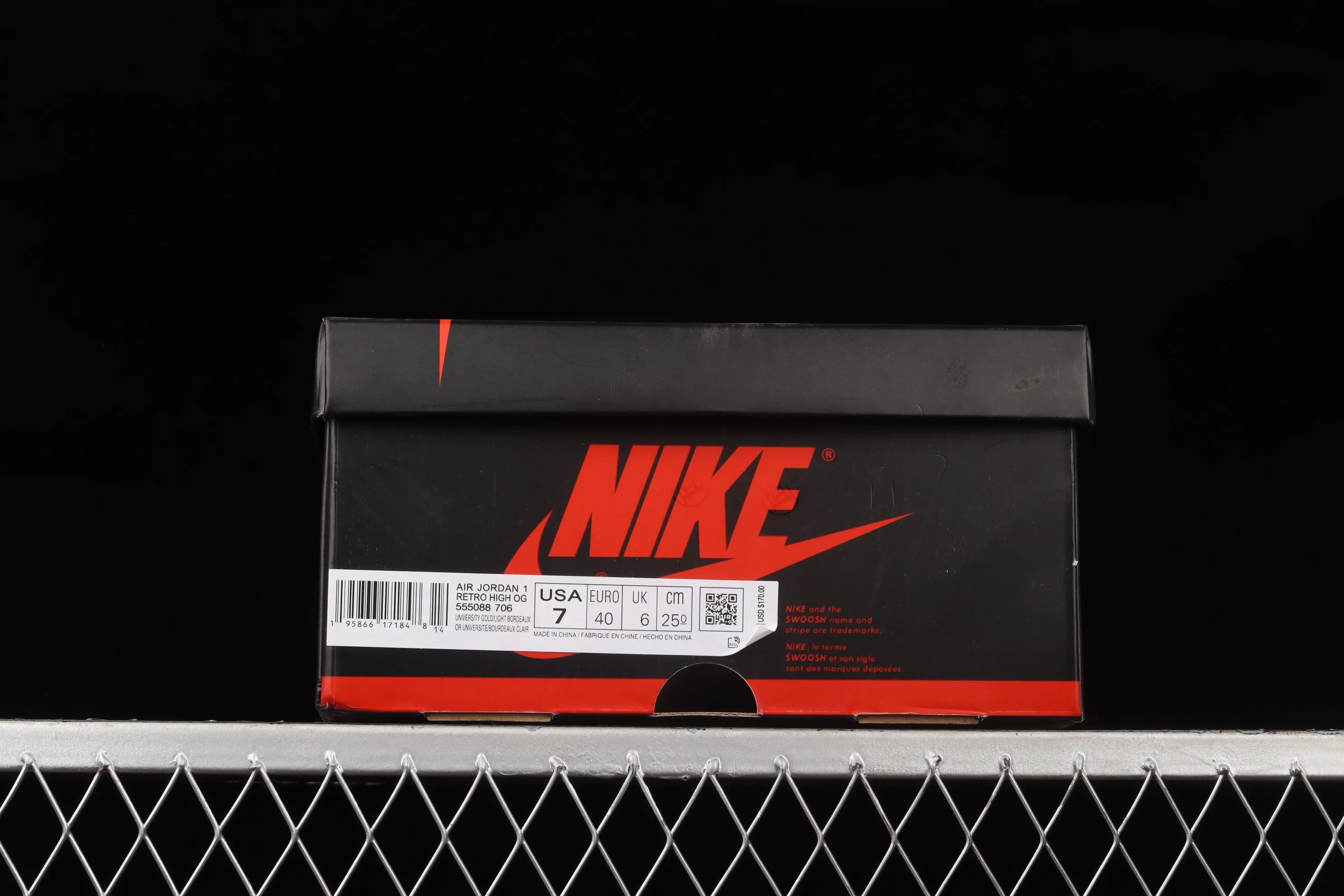 All categories Air Jordan Jordan series basketball shoes Air Jordan 1 High Pure original version Air Jordan 1 "Sail University Red" AJ1 Joe 1 White and Purple Gold Brotherhood high-top basketball shoes 555088-706